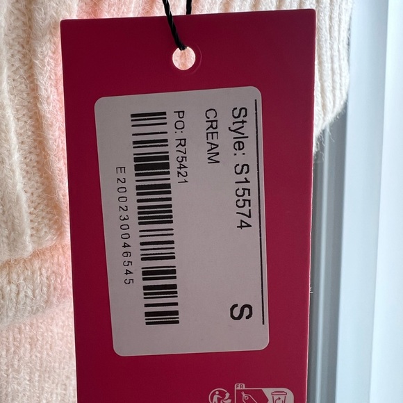 EDIKTED Off-Shoulder Knit Sweater – Cream | NWT ✨ - Picture 3 of 6